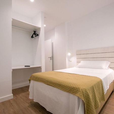 Hostal Beach Santa Pola Kültér fotó